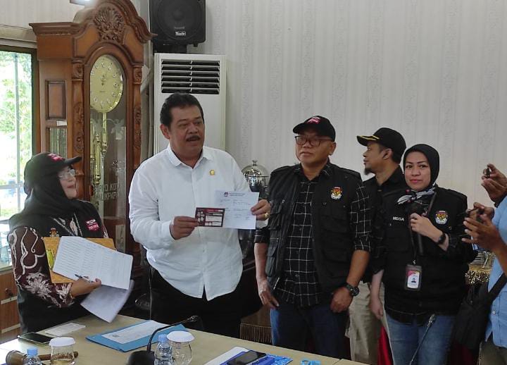 Ketua DPRD Kota Balikpapan Abdulloh Lakukan Coklit