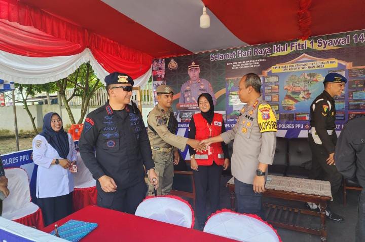 Dansat Brimob Kaltim Tinjau Kesiapan Pos Terpadu Ops Ketupat Mahakam 2023 Polres PPU