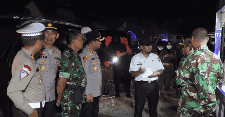 Malam Takbiran, Kapolres Bersama Forkopimda Pimpin Patroli Gabungan