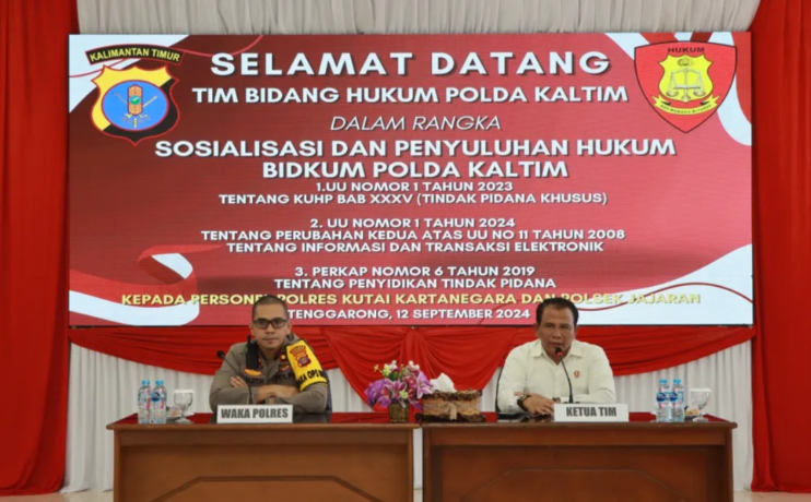 Tim Bidkum Polda Kaltim Gelar Sosialisasi dan Penyuluhan Hukum di Polres Kukar