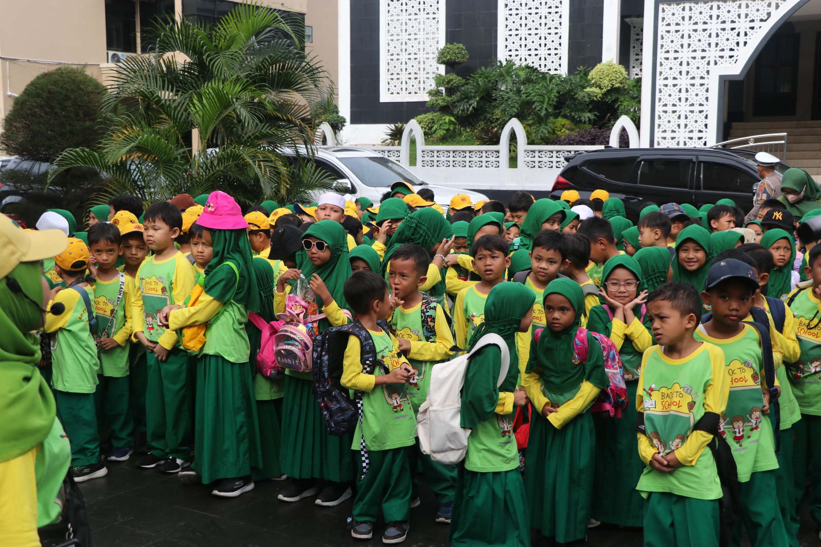 Polda Kaltim Gelar Sosialisasi dan Edukasi untuk Siswa SD Patra Dharma 1 Balikpapan