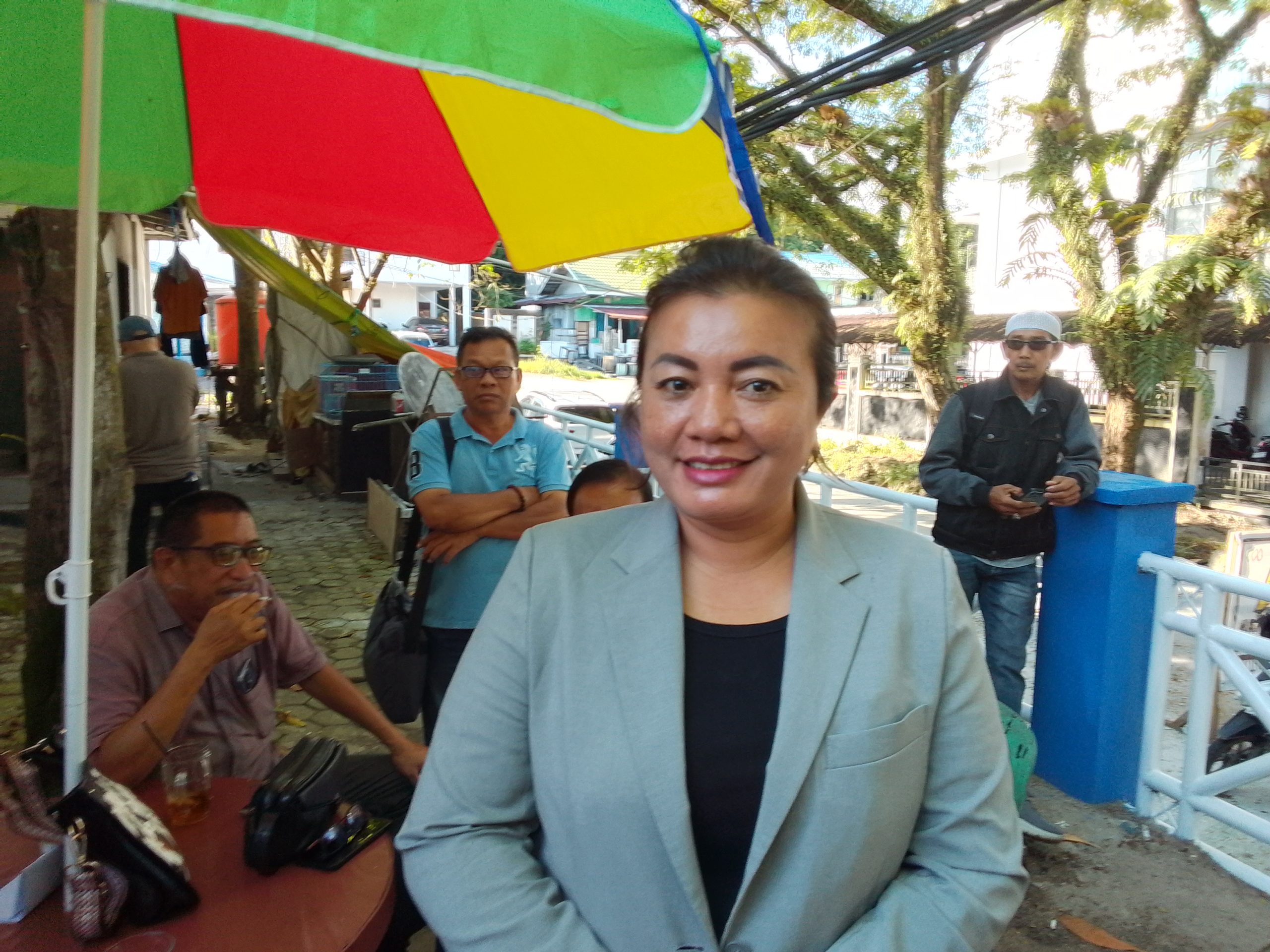 Foto - Sekretaris AMKB, Ernawati