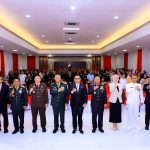 Hadiri Upacara dan Syukuran HUT Bhayangkara ke-79, Pangdam VI/Mlw: “Tanda Kematangan Institusi”