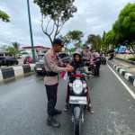 Gelar Aksi “Merah Putih untuk Negeri”, Sat Brimob Polda Kaltim Bagikan 3.000 Bendera