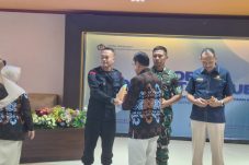 KPKNL Balikpapan Gelar Forum Konsultasi Publik, Satuan Brimob Polda Kaltim Raih Penghargaan
