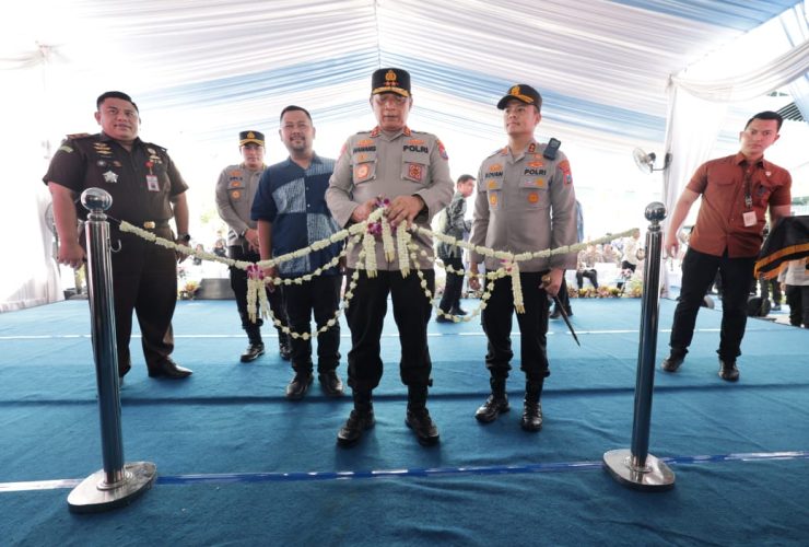 Kapolda Jatim Resmikan SPPG Yayasan Kemala Bhayangkari Gresik, Harapan Baru Ribuan Anak dan Ibu Hamil