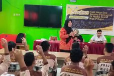 Bid Humas Polda Kaltim Bersama Dinas Kominfo Kaltim Gelar Sosialisasi Anti Hoaks dan Konten Pornografi Bagi Pelajar