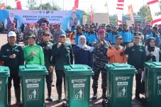 World Cleanup Day, Khofifah dan DLH Jatim Gaungkan Gerakan Sungai Bersih