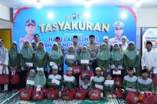 Hari Lalu Lintas Bhayangkara ke-70, Satlantas Polres Gresik Gelar Tasyakuran dan Beri Penghargaan Anggota Berprestasi