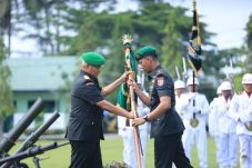 Kodam VI/Mulawarman Gelar Sertijab Pejabat Utama dan Tradisi Militer di Markas Awang Long