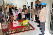 Bid Propam Polda Kaltim Tebar Kepedulian, Gelar Bakti Sosial di Dua Panti Asuhan