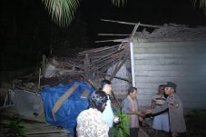Gempa Guncang Tanggamus, 9 Rumah Warga Rusak – Polri Dirikan Posko dan Lakukan Rehabilitasi