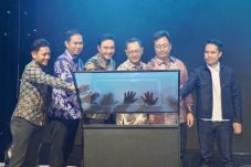 PLN Hadirkan HCS Ultima, Layanan Pengisian EV di Rumah Lebih Cepat dan Praktis