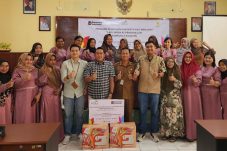 PLN Gelar Pelatihan Menjahit untuk Pemberdayaan Ibu Rumah Tangga di Talisayan