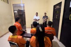 Beri Layanan Rohani Kepada para Tahanan Umat Kristiani, Dittahti Polda Kaltim Gelar Binroh Agama Kristen