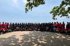 Bentuk Karakter Cinta Tanah Air, Batalyon A Brimob Kaltim Dampingi Outbound Anggota KNPI Kukar di Halang Rintang Wajracyena