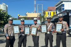 Wujudkan Budaya Kerja Disiplin dan Kompetitif, Ditlantas Polda Kaltim Apresiasi Personel Teladan