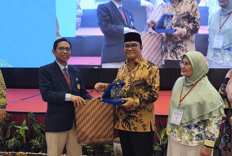 Pemkot Balikpapan Apresiasi Pengukuhan PDPI Kaltimtara, Dorong Percepatan Eliminasi TBC 2030
