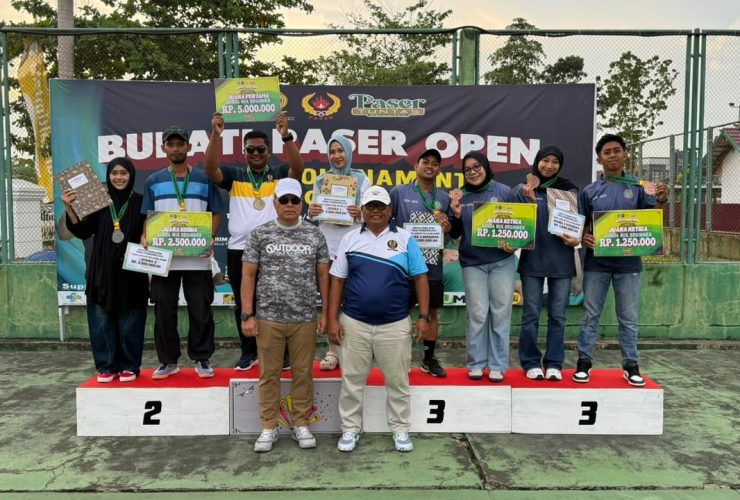 Personel Brimob Kaltim Bripda Andi Rifki Gunawan Raih Juara 3 di Ajang Bupati Paser Open Tennis Tournament 2025