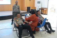 Solidaritas dan Kemanusiaan: Satbrimob Polda Kaltim Gelar Donor Darah Peringati HUT Korps Brimob ke-80