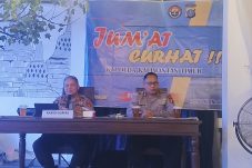 Polda Kaltim Gelar Jum’at Curhat Bersama Awak Media: Perkuat Sinergi dan Keterbukaan Informasi