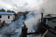 Kebakaran Hanguskan Enam Rumah di Kawasan Padat Penduduk Balikpapan Barat