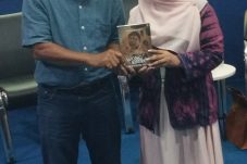 Peluncuran Buku “Wong Katrok Merambah Media” Sekaligus Ujian Skripsi Penulisnya