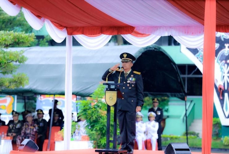 Kodam VI/Mulawarman Gelar Upacara Peringatan HUT ke-80 TNI: Teguhkan Semangat TNI PRIMA, TNI Rakyat, Indonesia Maju