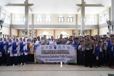 Polantas Menyapa: Subdit Kamsel Ditlantas Polda Kaltim Gelar “Pesantren Sahabat Lalu Lintas” di SMP Muhammadiyah 3 Al-Mujahidin Balikpapan