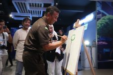 Malang Autism Center Rayakan Satu Dekade dengan Pameran Lukisan “Voices from the Spectrum”