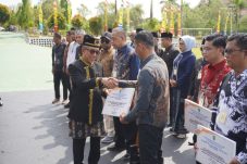 PLN UID Kaltimra Raih Penghargaan Wajib Pajak Patuh dari Pemkab Kutai Timur