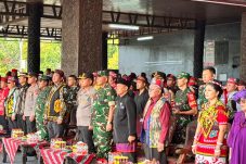 Kapolda Kaltim Hadiri Upacara HUT ke-26 Kabupaten Kutai Barat