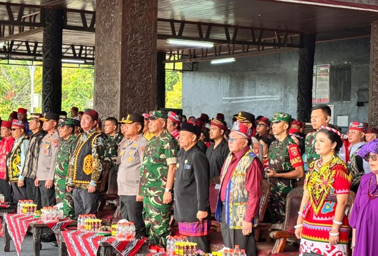 Kapolda Kaltim Hadiri Upacara HUT ke-26 Kabupaten Kutai Barat