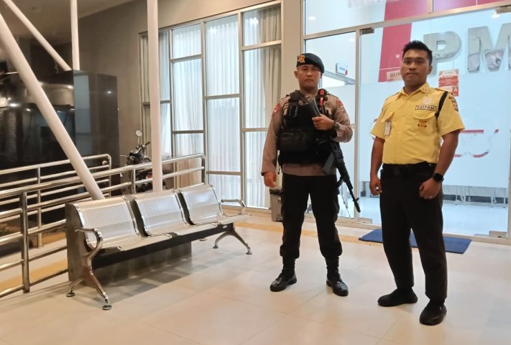 Personel Kompi 2 Batalyon C Pelopor Gencarkan Patroli Dialogis Diwilayah Kabupaten Paser