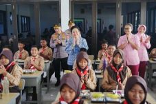 Titiek Soeharto: Terima Kasih Kapolri Sudah Ikut Perbaiki Pendidikan di Indonesia