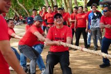 Family Gathering Meriah di Watu Beach, Satbrimob Polda Kaltim Rayakan HUT Ke-80 Korps Brimob