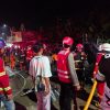 Respons Cepat Batalyon B Brimob Kaltim Padamkan Kebakaran Hebat di Samarinda Seberang