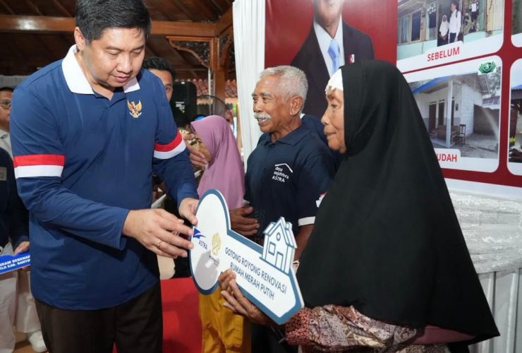 Menteri PKP Tinjau Pembangunan Rumah Layak Huni Astra di Banyumas