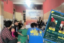 Bangun SDM Madura yang Global, AMI Hadirkan Pelatihan Bahasa Inggris Gratis Setiap Senin