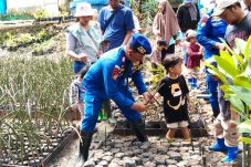 Outing Class Kids Club Balikpapan di Mako Ditpolairud Polda Kaltim, Anak-Anak Dikenalkan SAR, Kapal Patroli, dan Edukasi Mangrove