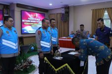 Polda Kaltim Gelar Pengambilan Sumpah dan Penandatanganan Pakta Integritas Penerimaan Bintara Brimob TA 2026