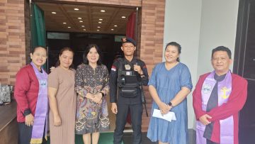 Tim Patroli Kompi 3 Brimob Berau Pastikan Keamanan Ibadah di Tanjung Redeb, Situasi Terkendali Aman