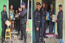 Batalyon B Pelopor Salurkan Bantuan Kemanusiaan untuk Negeri dalam Program Jumat Berkah