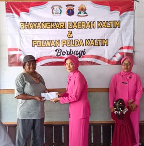 Polwan Polda Kaltim dan Bhayangkari Daerah Kaltim Gelar Kegiatan Berbagi di Kebun Toga Warna Warni Balikpapan