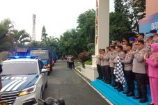 Solidaritas Kemanusiaan: Polda Kaltim Salurkan Logistik untuk Korban Banjir Sumatera