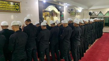 Personel Batalyon B Pelopor Satbrimob Polda Kaltim Gelar Sholat Ghoib & Do’a Bersama untuk Korban Bencana Alam di Sumatra