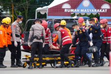 Polda Kaltim Gelar Simulasi Tanggap Darurat Bencana Hidrometeorologi, Brimob Tegaskan Kesiapan Respons Cepat