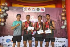 Prajurit Brigif TP 85/BTC Raih Prestasi pada Dua Ajang Lari di Balikpapan