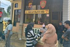 Polres Aceh Tamiang Tetap Layani Masyarakat Meski Mako Berlumpur Akibat Banjir