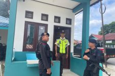 Jaga Pasokan Energi dan Air, Brimob Kompi 2 Batalyon B Kubar Gelar Patroli Dialogis di Obyek Vital